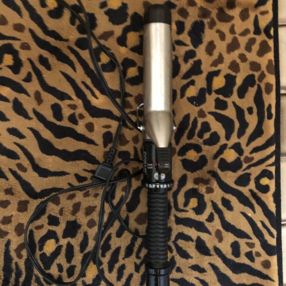 Conair curling iron